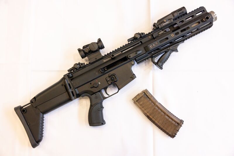 Gestolen of verloren? Zwaar machinegeweer van de federale politie al sinds  begin dit jaar spoorloos | VRT NWS: nieuws