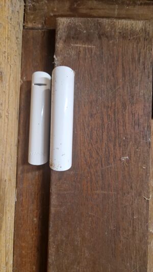 Foto Magneetcontacten op de deur