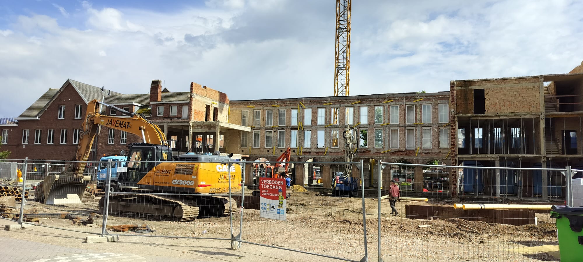 Grote werf Marktgebouwen Schoten ligt stil door faillissement aannemer DCA