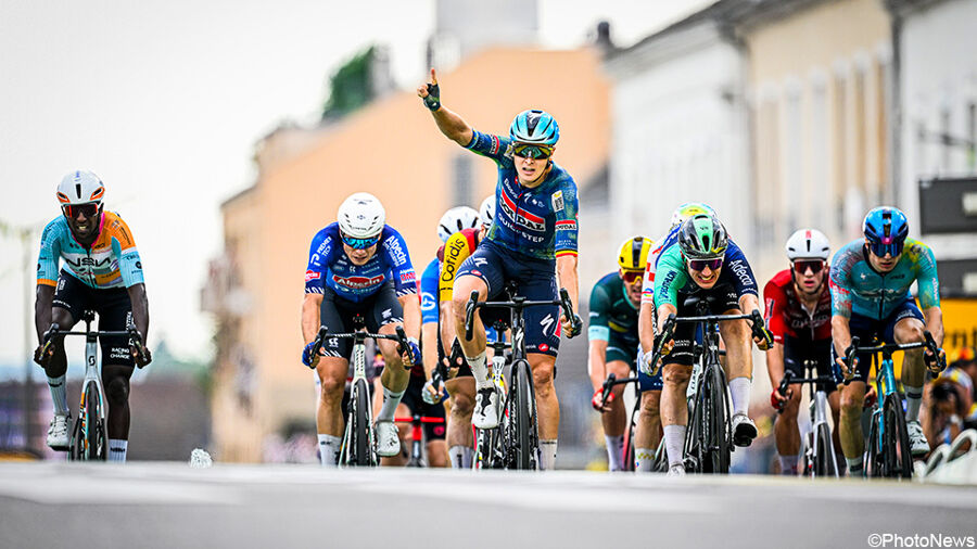 Tour de France: A new historic hat-trick for Belgian Tim Merlier