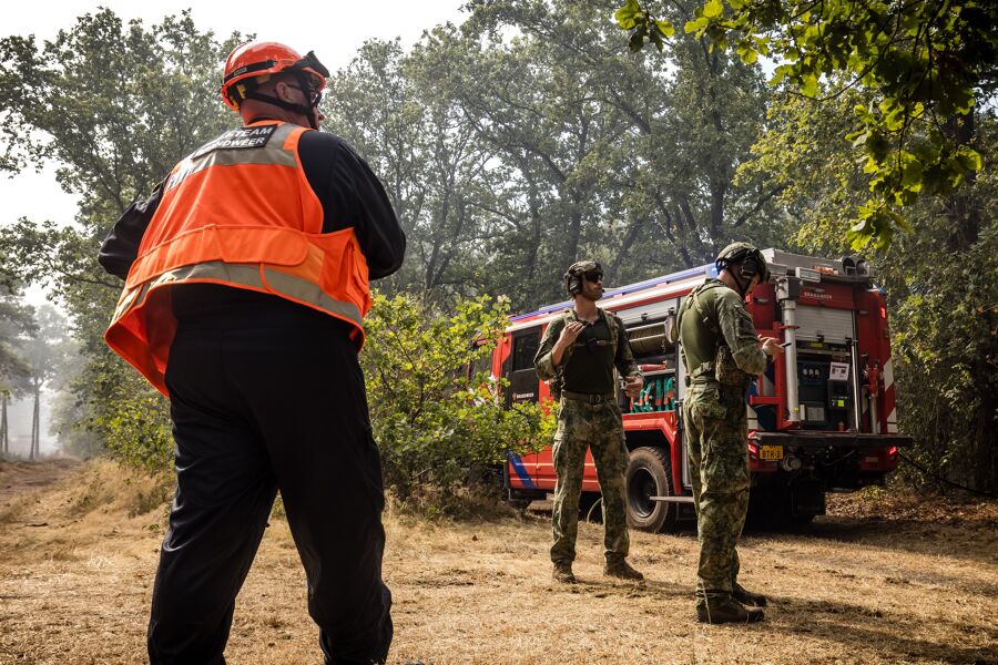 Belgian fire service assists with major wildfire in the Netherlands