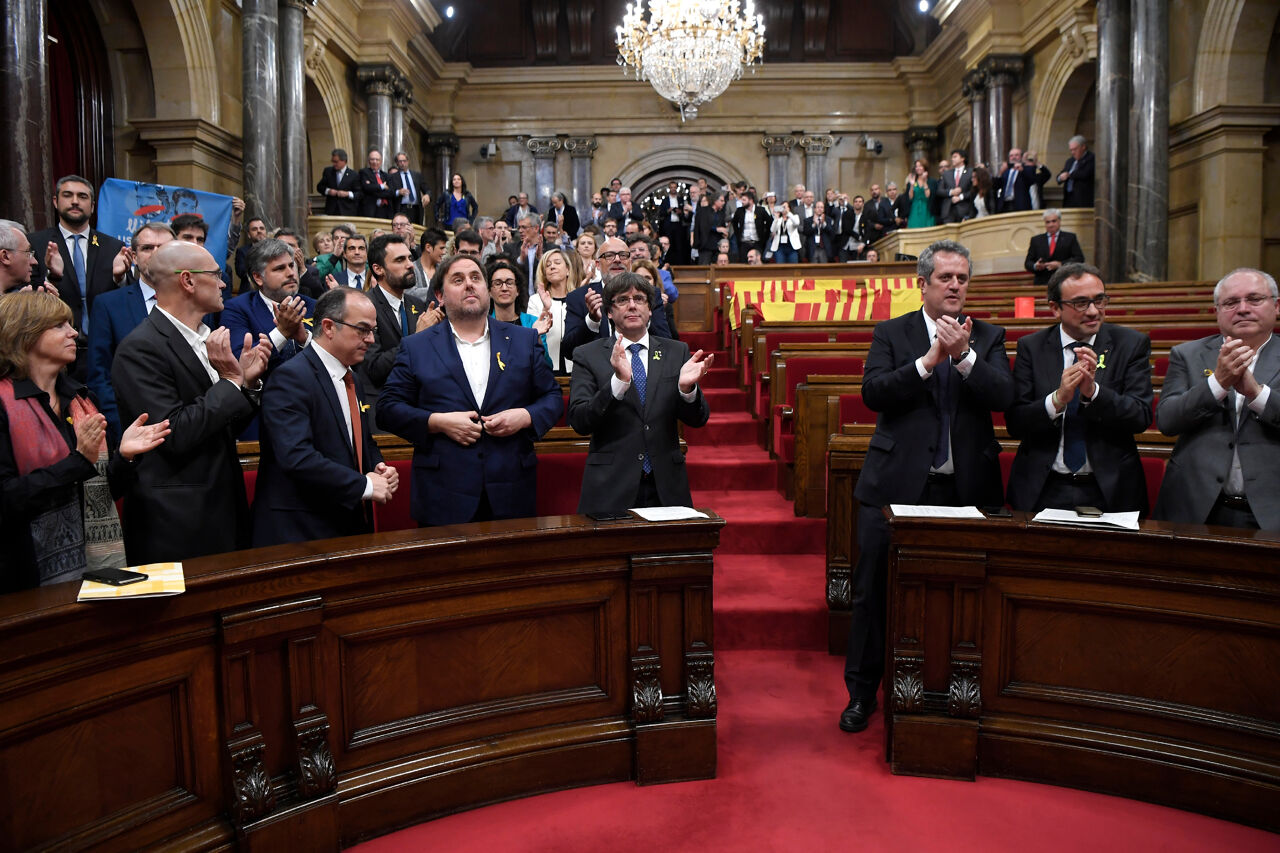 Парламент испании 7 букв