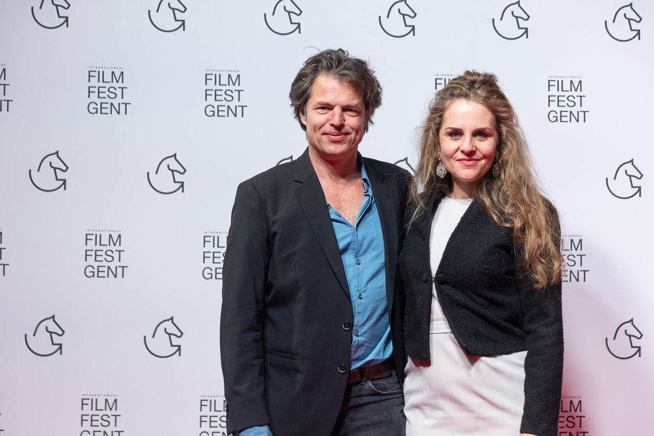 Author and sound engineer Sippy van Groningen and journalist and author Fleur van Groningen Author and sound engineer Sippy van Groningen and journalist and author Fleur van Groningen