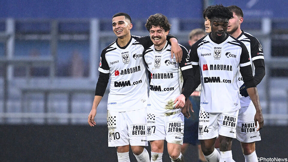 LIVE (18.15 uur): "Luis in de pels" STVV kan (even) leider worden met zege tegen ploeg-uit-vorm Antwerp