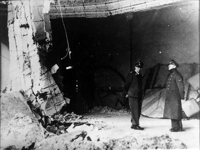 30 april 1945: Hitler pleegt zelfmoord in ondergrondse bunker | VRT NWS