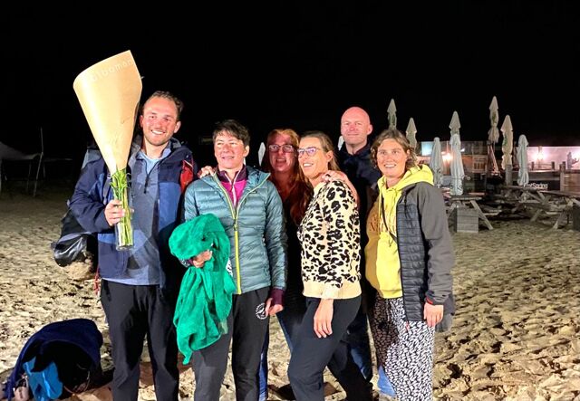 Marieke Blomme zwemt als eerste vrouw Belgische kustlijn