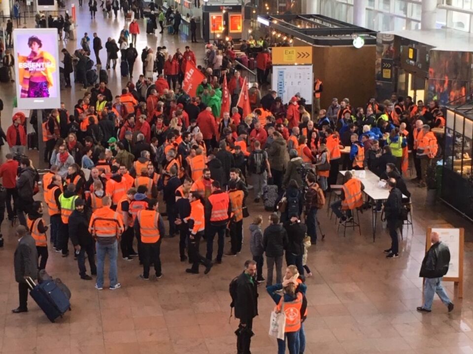 Aviapartner Tag 6 im Streik in der Gepäckabfertigung am