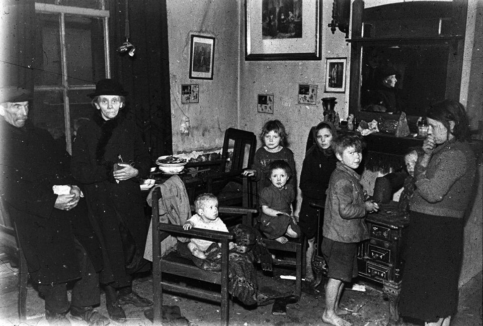 75 jaar geleden: het begin van de "Hongerwinter" in Nederland | VRT NWS