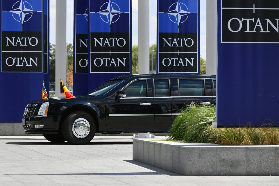 "The Beast", een zeven ton zware Cadillac waarmee Biden zich van woensdag tot vrijdag in Brussel zal verplaatsen