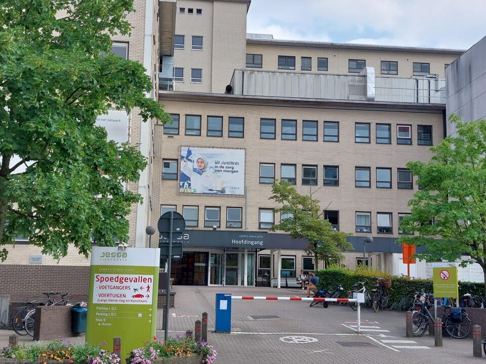 Bezoekers Van Jessa Ziekenhuis In Hasselt Moeten Niet Langer Op 