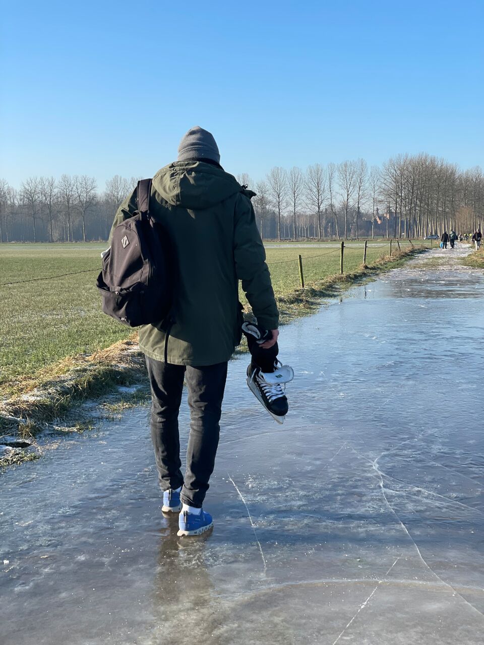 Bekijk Nu Is Schaatsen Op Ondergelopen Leiemeersen Wel Toegestaan In