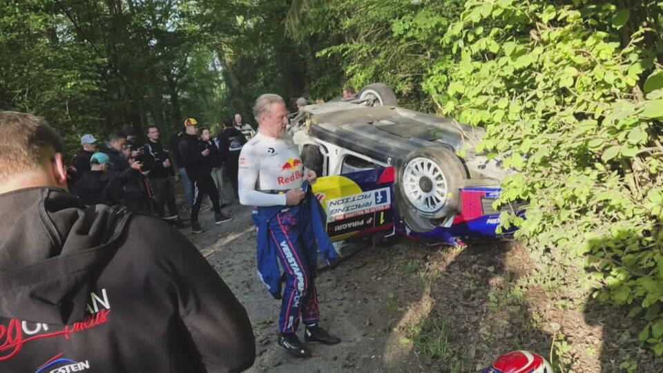 Jos Verstappen maakt stevige crash in de Rally van Wallonië | sporza