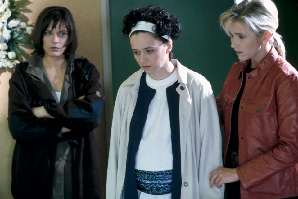 Flikken Aflevering 1 (Seizoen 1) VRT MAX Flikken Aflevering 1 (Seizoen 1) VRT MAX