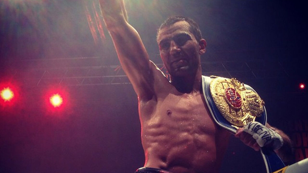 Armeense Belg Yengoyan is zijn wereldtitel kwijt Boksen sporza