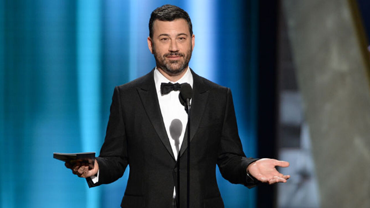 Комик ведущий оскар. Церемония награждения оскар ведущие. Ведущие на оскаре вид сверху. Ведущие церемонии оскар. Ведущий оскар 2023.