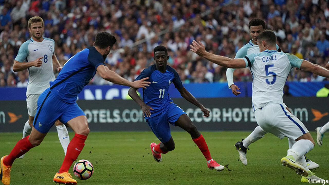 Jonge Franse Wolven swingen voorbij Engeland, ondanks strenge videoref