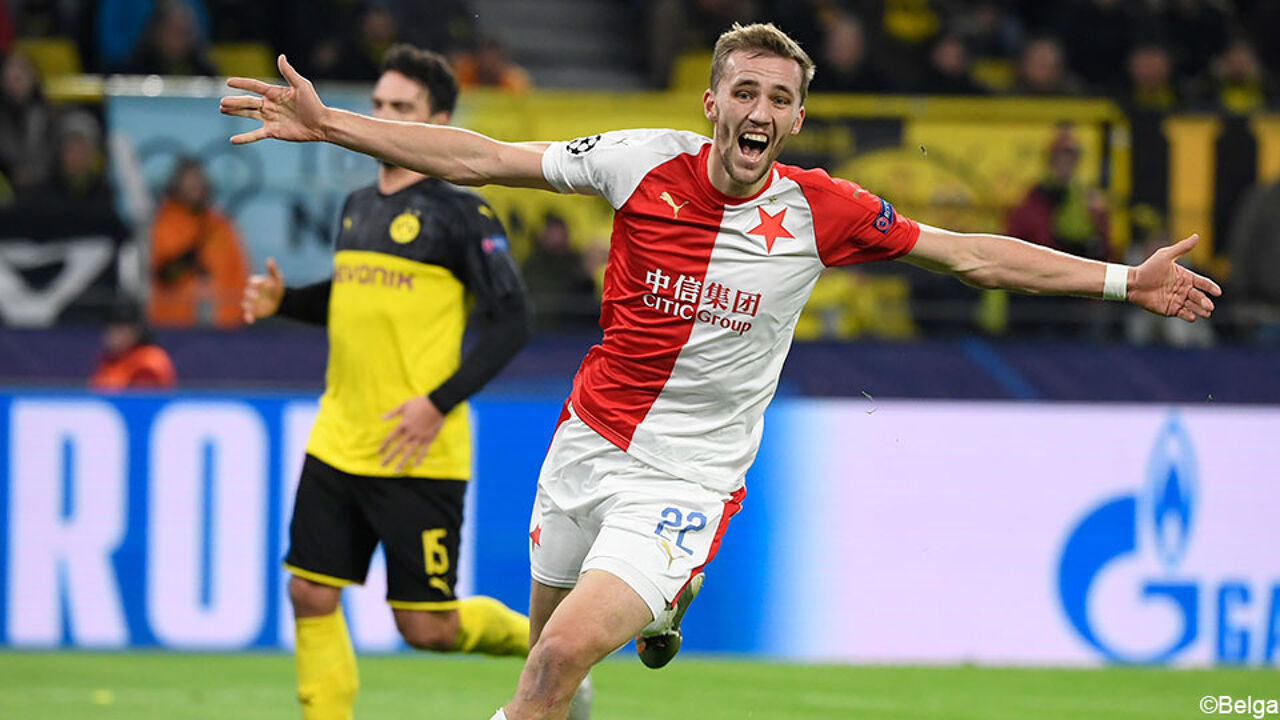 Slavia Praag viert 20e landstitel mét publiek | Sporza