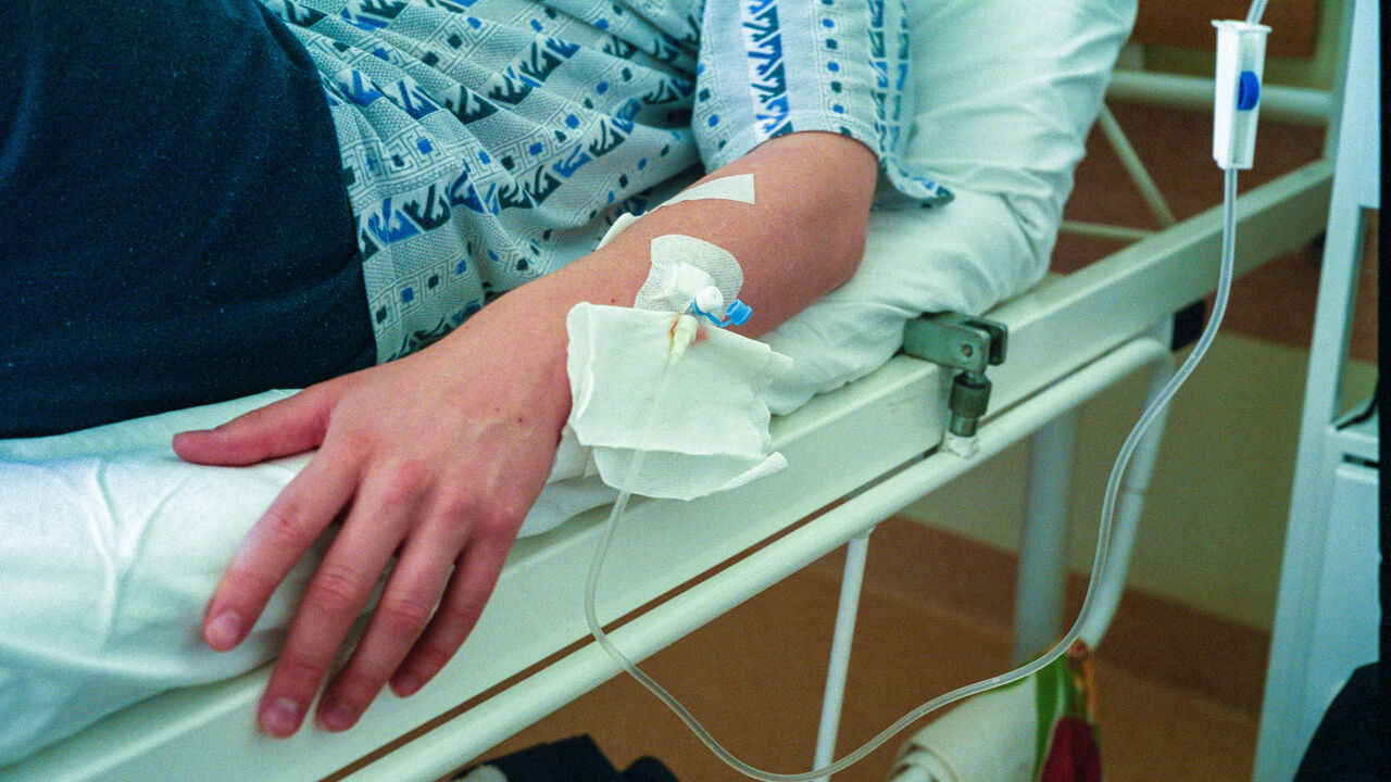 Big differences in what hospitals charge for the same operation VRT