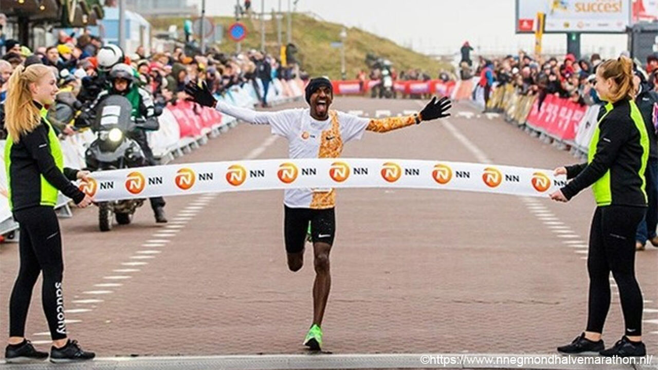 Bashir Abdi trotseert windkracht 6 en