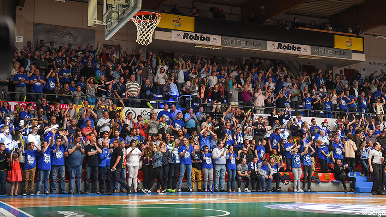 Okapi Aalstar en vrouwenploeg DBC Osiris Aalst slaan handen in elkaar ...