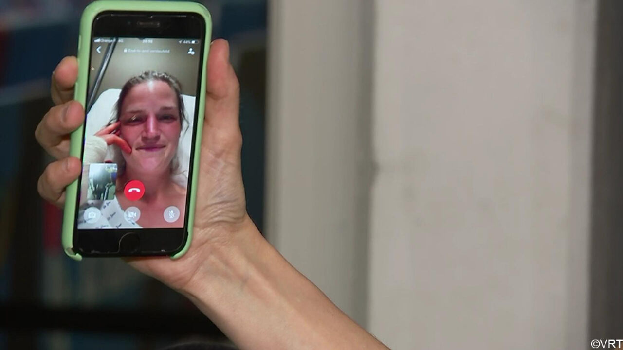 Het moderne interview geopereerde Belgian Cat doet gesprek via FaceTime Opvallend sporza Het moderne interview geopereerde Belgian Cat doet gesprek via FaceTime Opvallend sporza