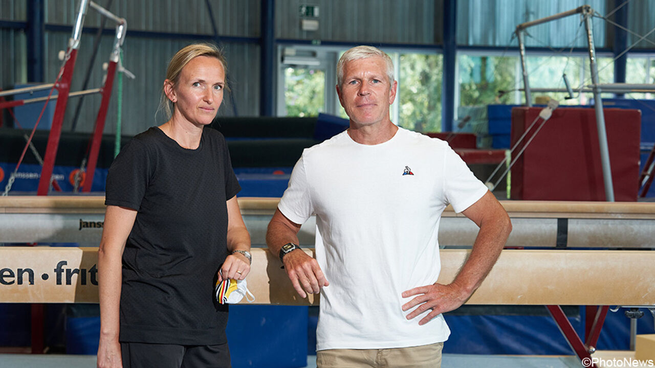 Marjorie Howells and Eve Keefer. Marjorie Howells and Eve Keefer.