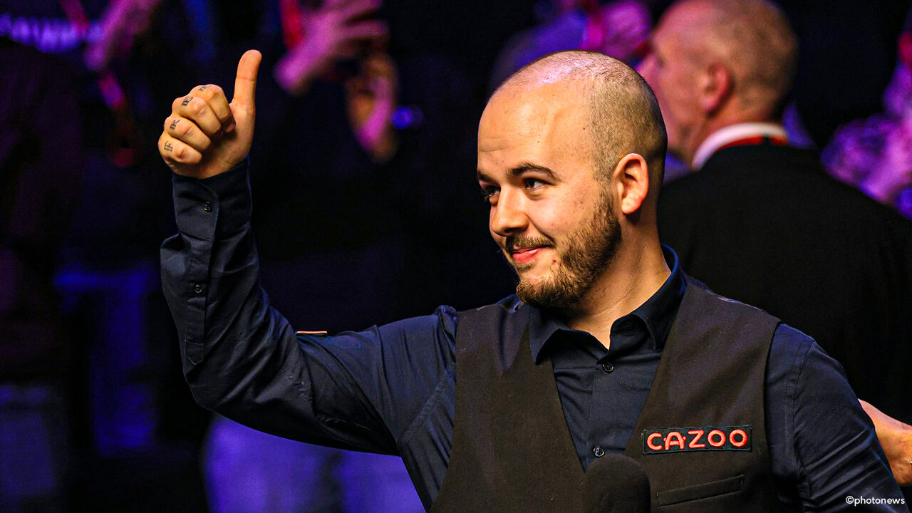 Luca Brecel Plaatst Zich Vlot Voor Hoofdtabel European Masters Snooker ...