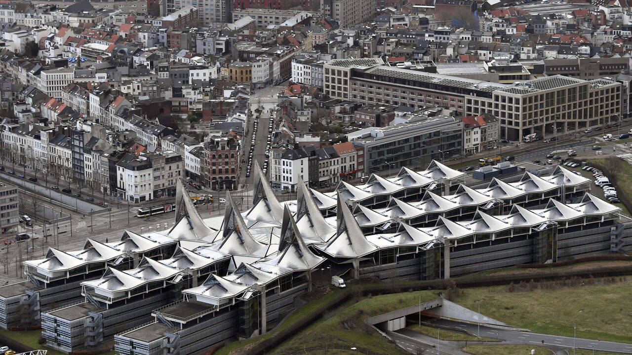 The pointed ceilings of the Butterfly Palace are reminiscent of the Batak houses on the Indonesian island of Sumatra. The pointed ceilings of the Butterfly Palace are reminiscent of the Batak houses on the Indonesian island of Sumatra.