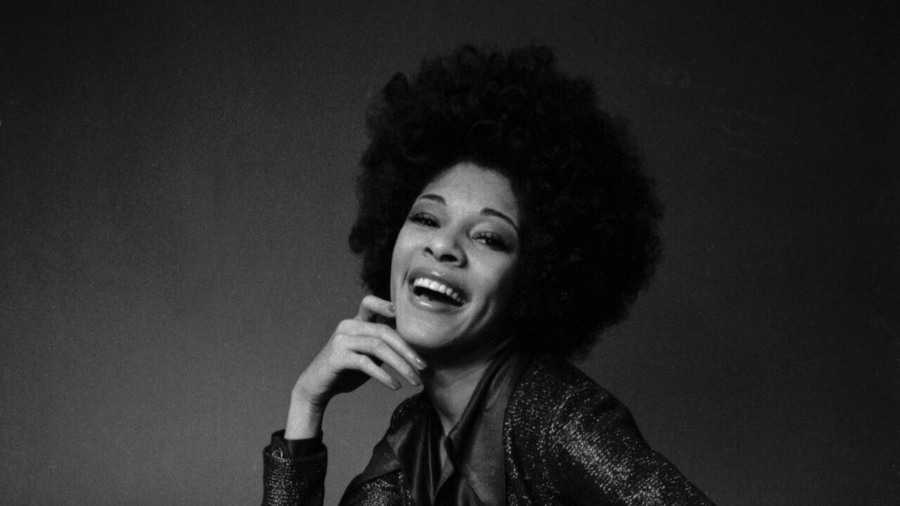 Amerikaanse zangeres en funkkoningin Betty Davis (77) is overleden VRT NWS nieuws