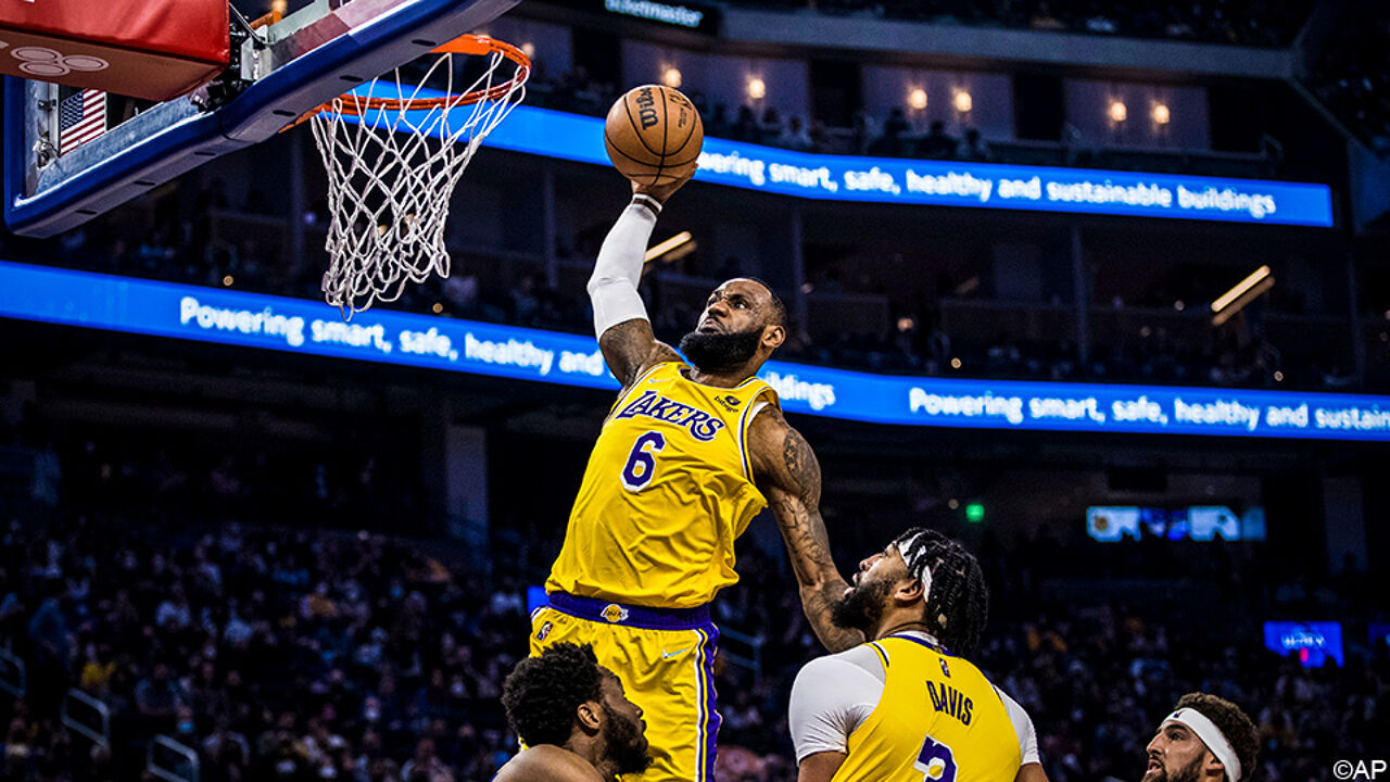 LA Lakers breekt contract van sterspeler LeBron James open tot 2025