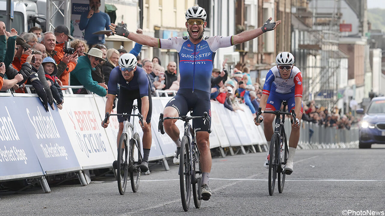 Mark Cavendish klapt het Quick Step-boek nu definitief dicht.
