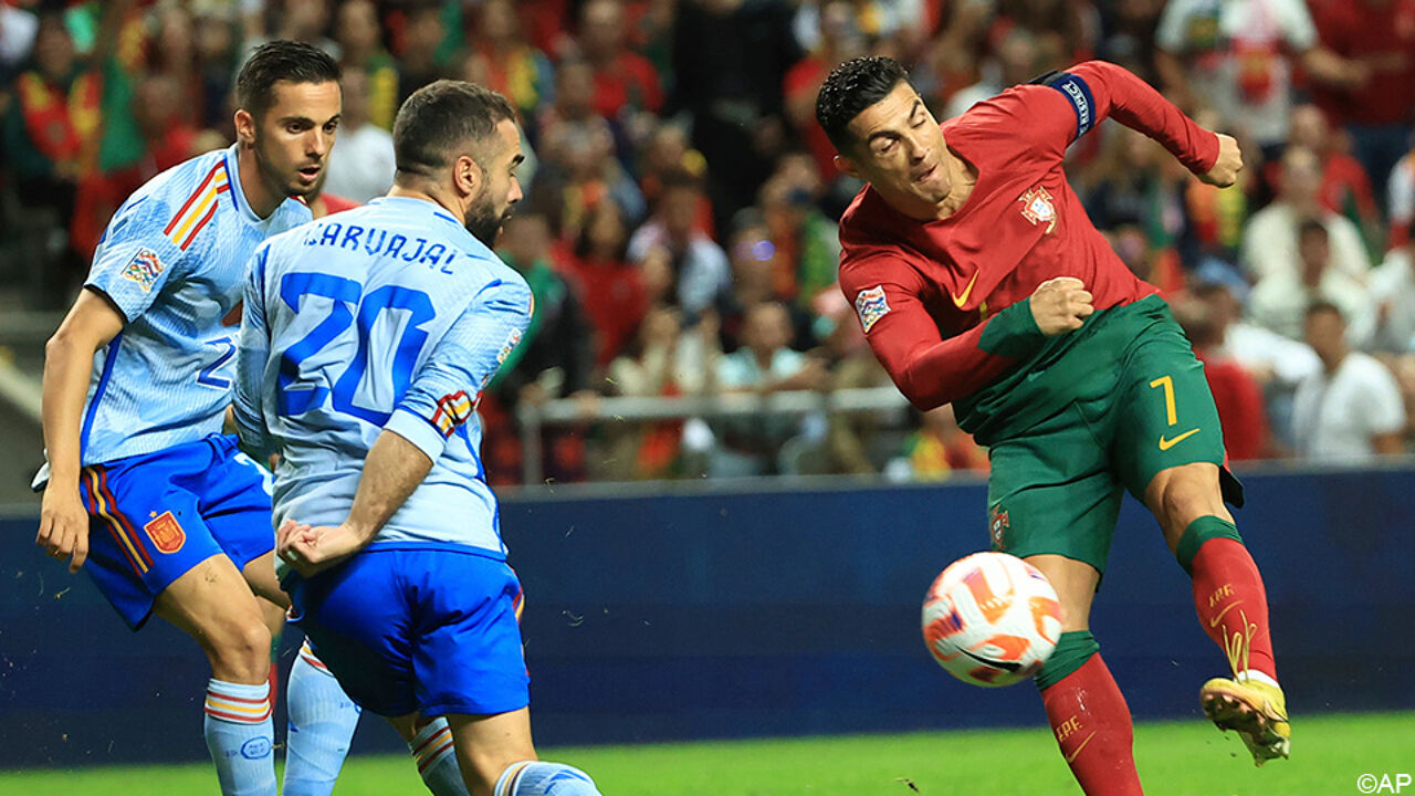 Испания преследует Португалию и выходит в финальную четверку Лиги наций |  Лига наций УЕФА 2022/2023