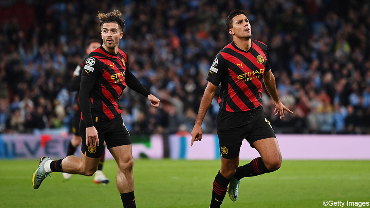 Sfortuna per Rodri (a destra), il suo gol non conta. Grealish in Rodriguez