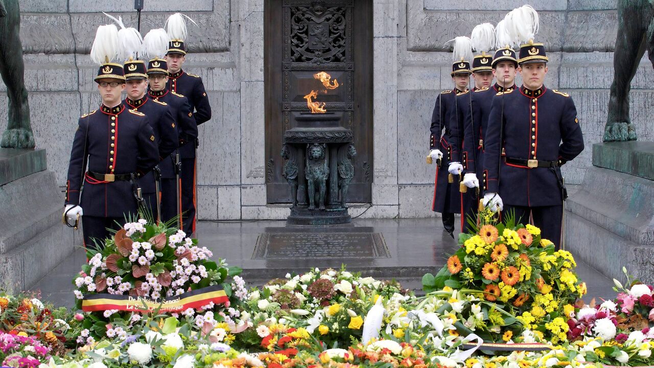 100 jaar geleden: Onbekende Soldaat begraven in Brussel, nadat zijn