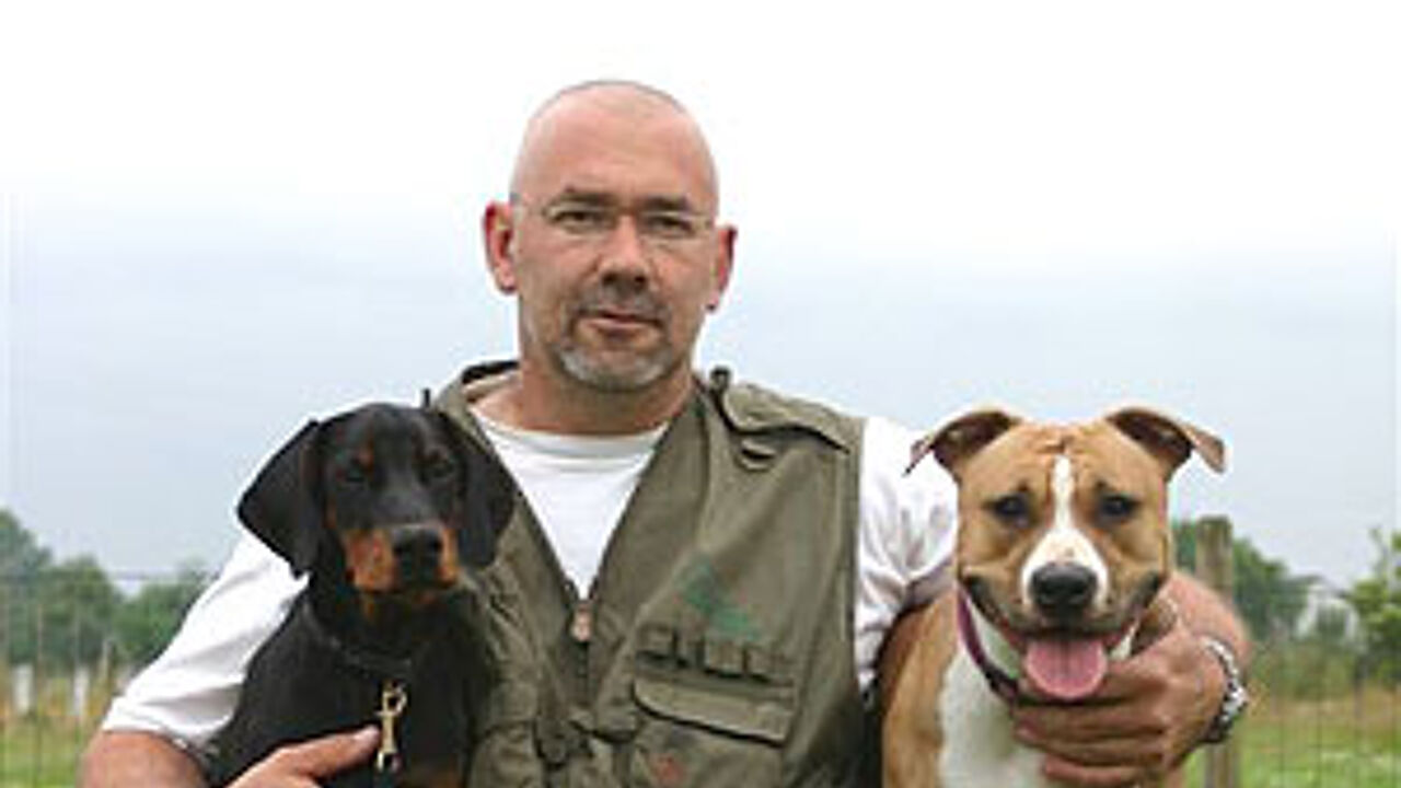 Hondentrainer Rudi uit KesselLo over hondenaanval op peuter in Ledegem