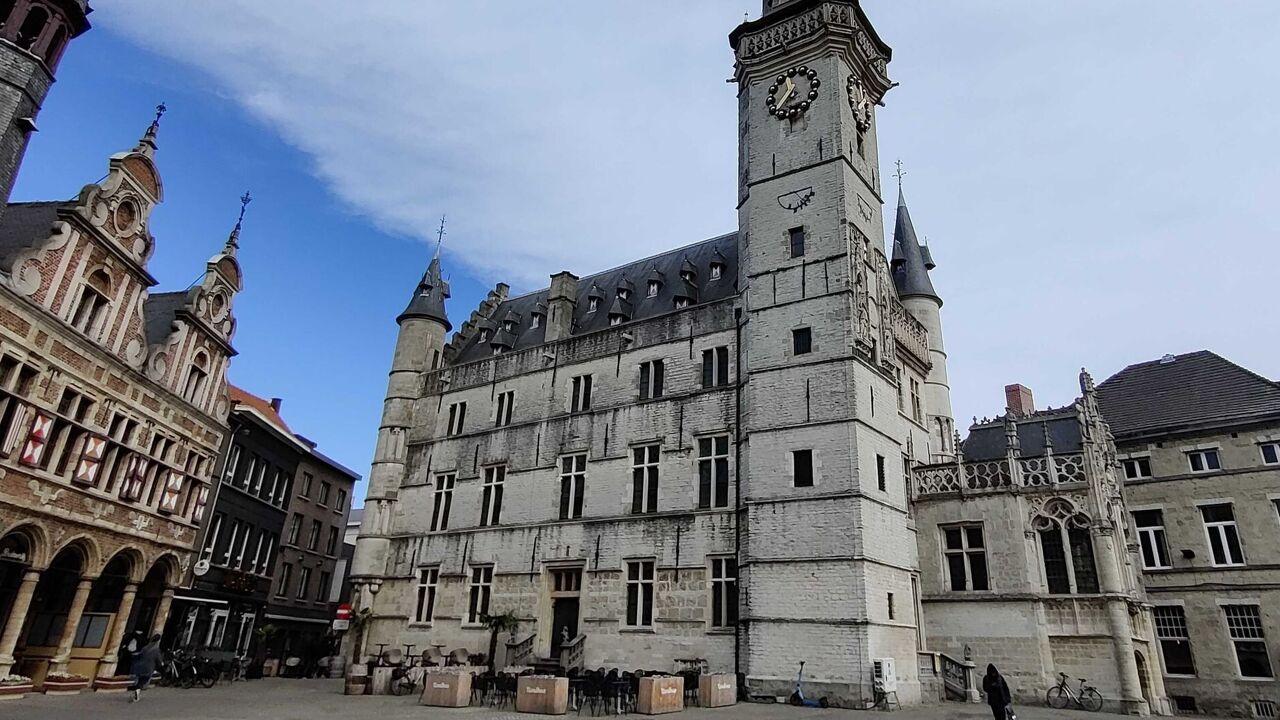 Aalst krijgt eigen versie van Speaker’s Corner “Op het Spreekbalkon