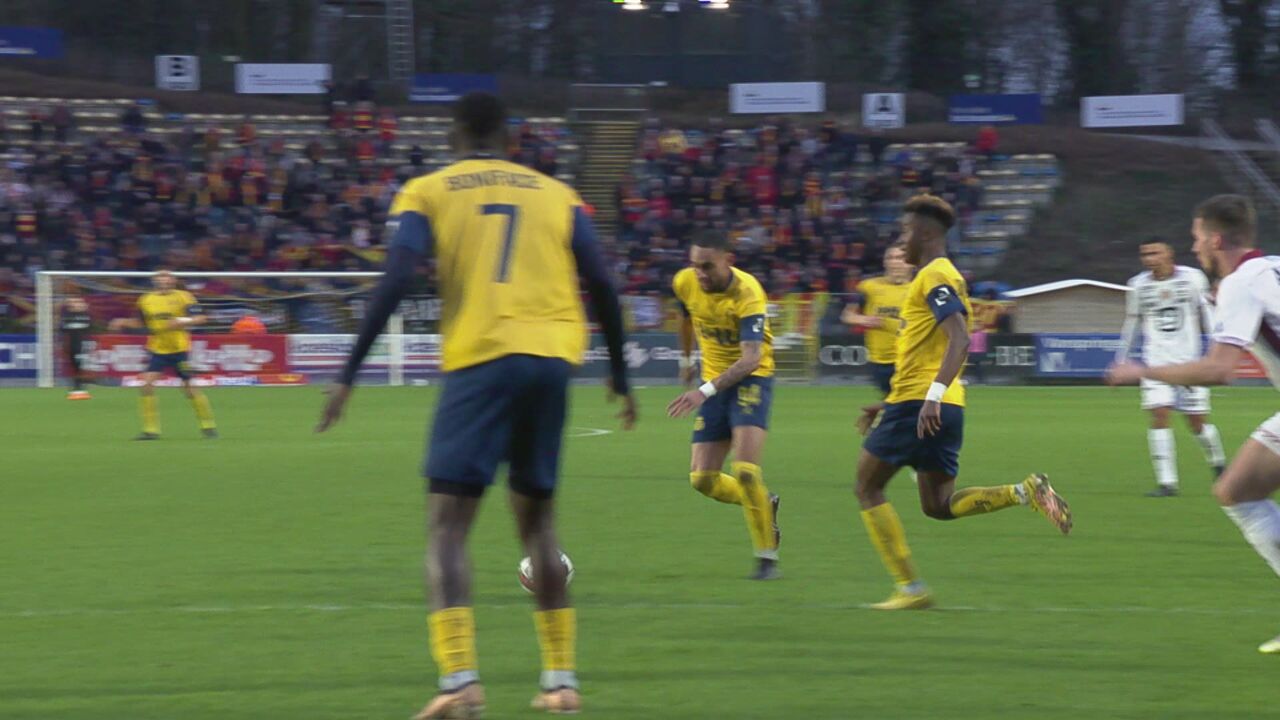 Zwaaien tuberculose kralen Bekijk de goals uit Union - KV Mechelen (2-1) | jpl goals | sporza