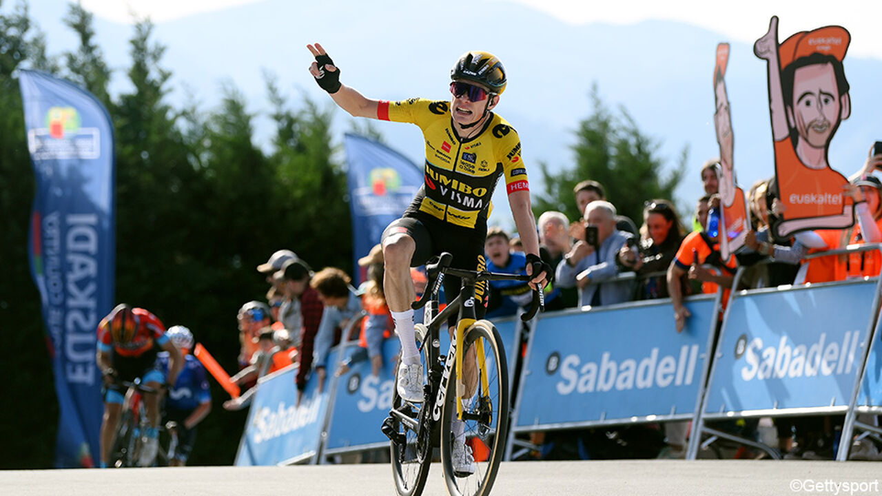 Bustle in the Basque Mountains: tyrannical Vinegard triumphs after rivals push each other into the landscape |  Tour of the Basque Country 2023