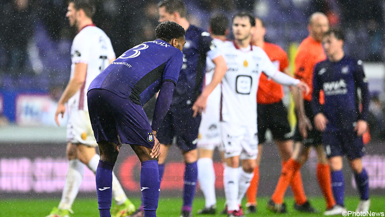 The season is over for Hannes Delcroix and Anderlecht. The team finished only in eleventh place. Hans Delcroix