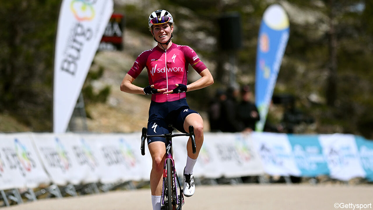 Demi Vollering zet ook de Ronde van Burgos op haar indrukwekkende zegelijstje sporza Demi Vollering zet ook de Ronde van Burgos op haar indrukwekkende zegelijstje sporza