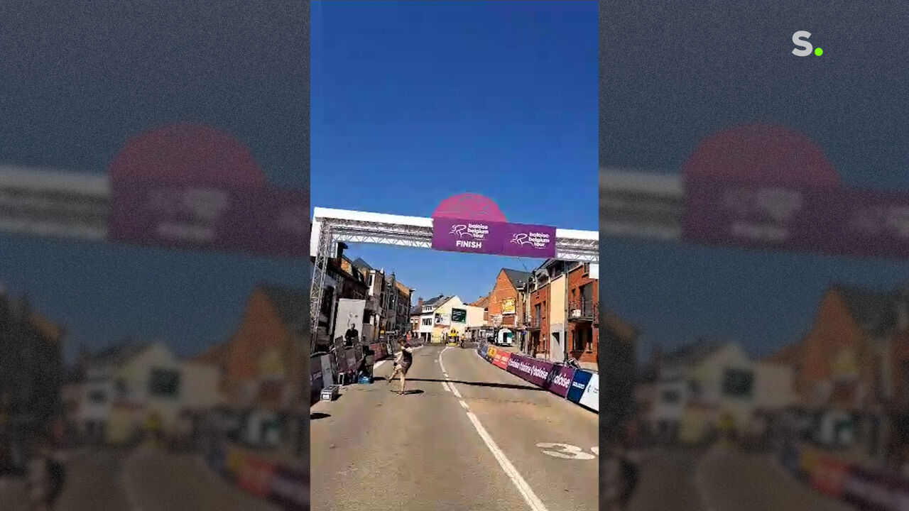 Джаспер Филипсен стремится выиграть этап Тур де Балуаз в Бельгии, последний километр Шерпенхёвеля от квартиры |  Балуаз Тур Бельгия 2023
