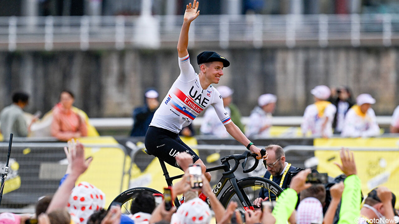 In foto: Presentazione delle nuove maglie dei campioni prima del tour |  Giro di Francia