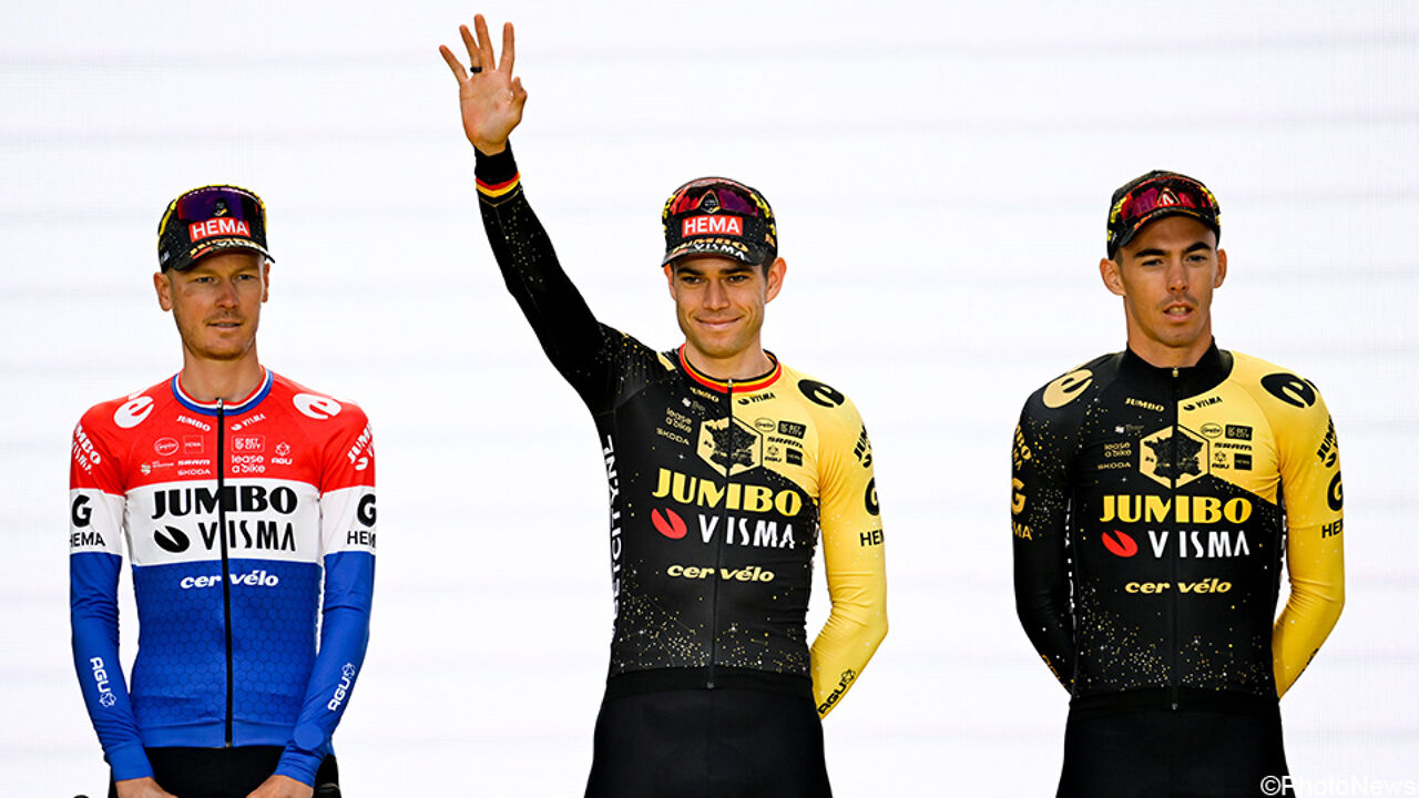 Dankzij Dylan van Baarle bezit Jumbo-Visma weer de Nederlandse trui.