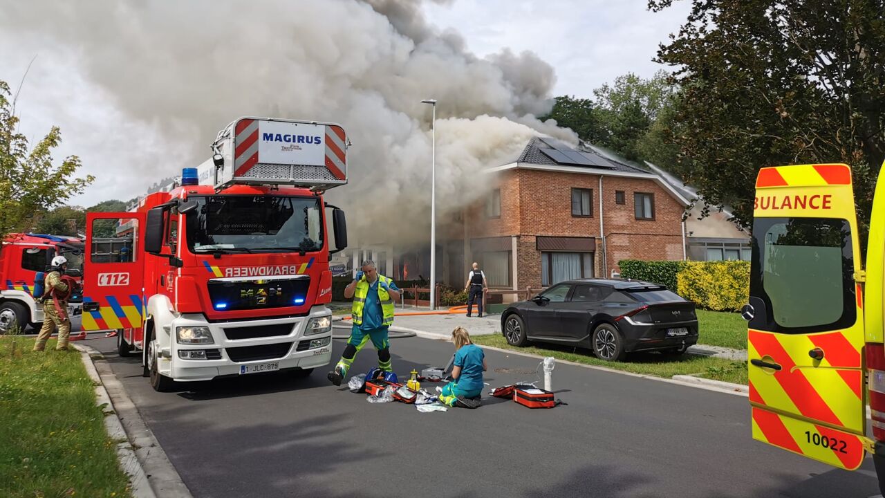 87-jarige-bewoonster-in-levensgevaar-na-gasexplosie-en-brand-in-woning