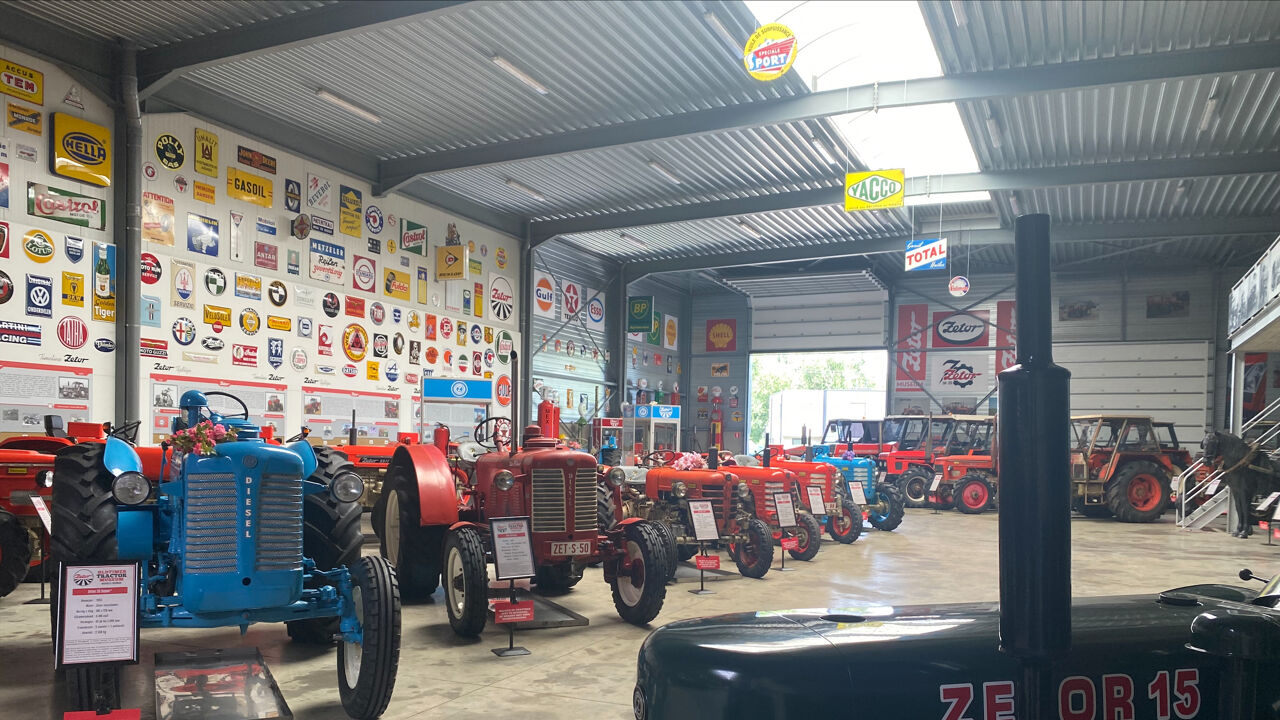 Honderdtal Oude Tractoren Te Zien In Nieuw Museum In Houtvenne Al Van