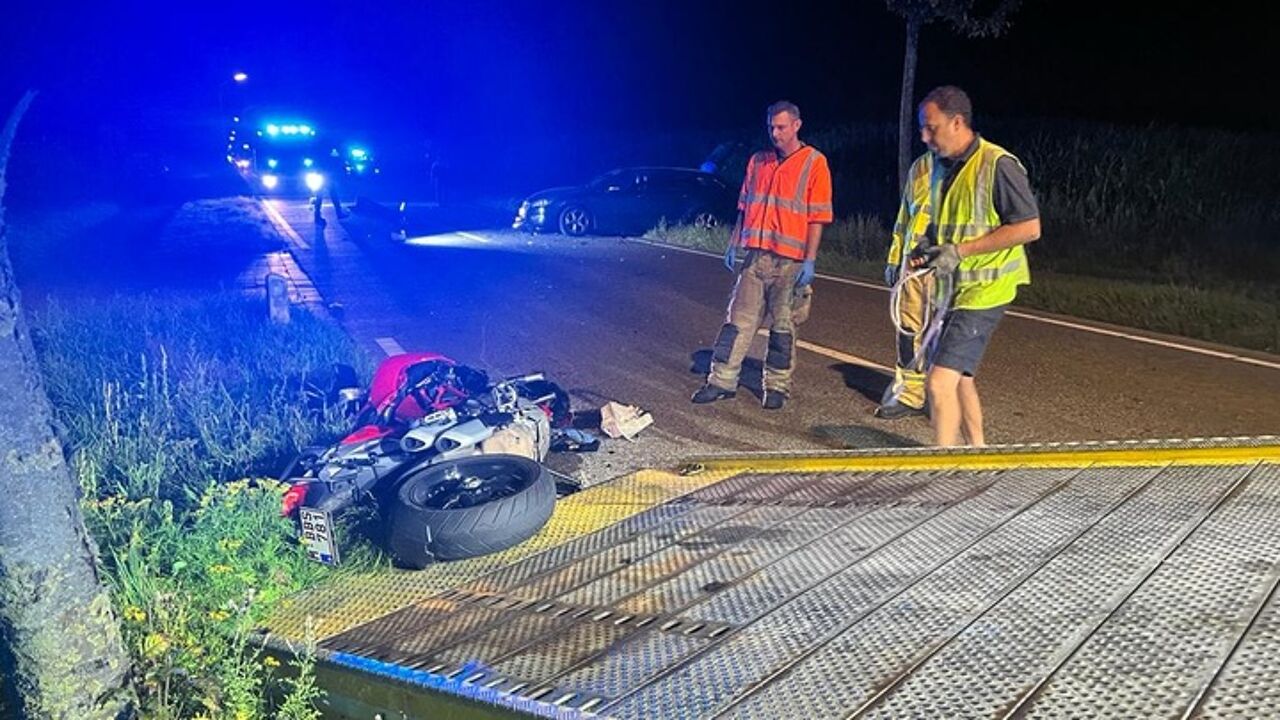 Motorrijder Uit Tessenderlo Komt Om Het Leven Bij Verkeersongeval In ...