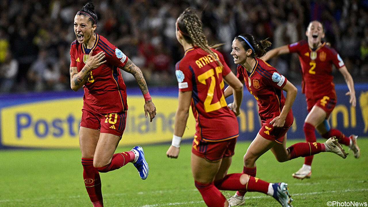 BEKIJK: Jenni Hermoso is meteen matchwinnares bij terugkeer in Spaanse