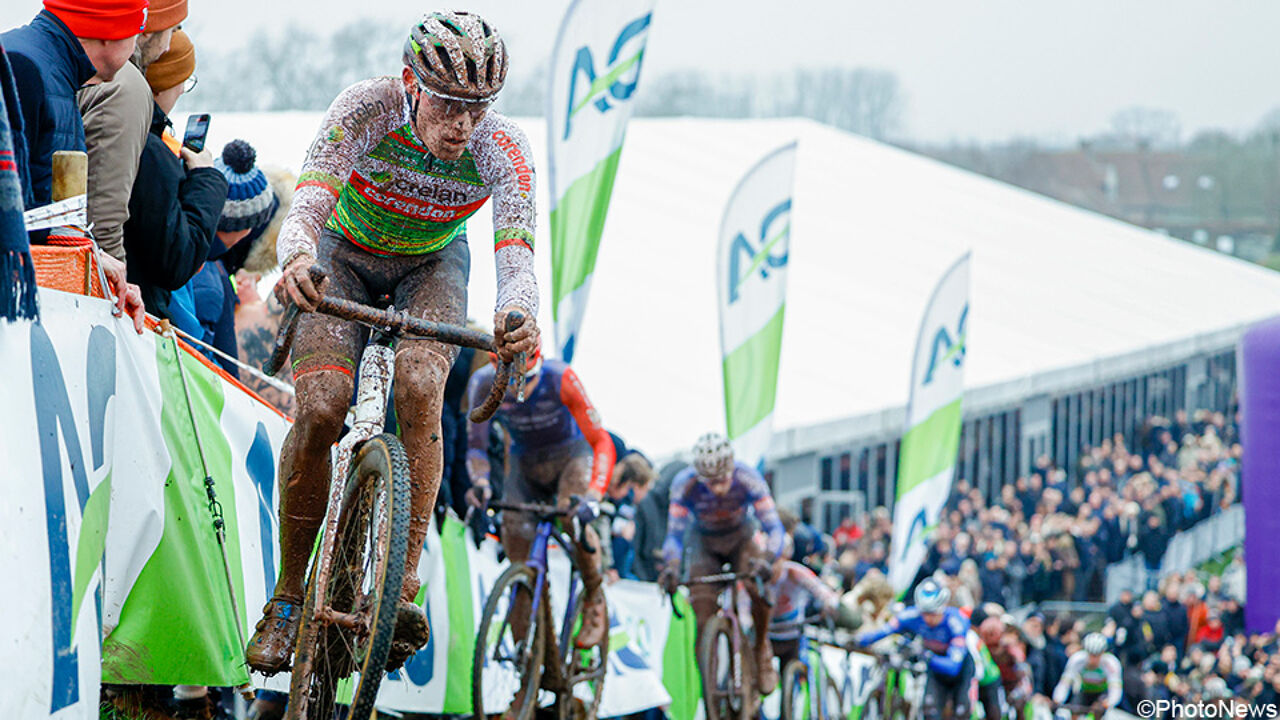 Joran Wyseure dolblij met zilver op het BK