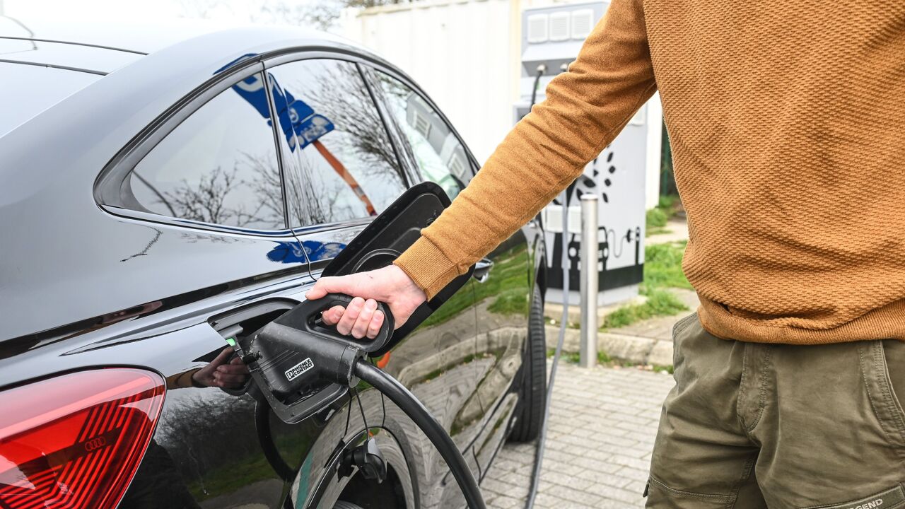 Geen Autosalon dit jaar, maar wel veel promoties is het een goed moment om een (elektrische