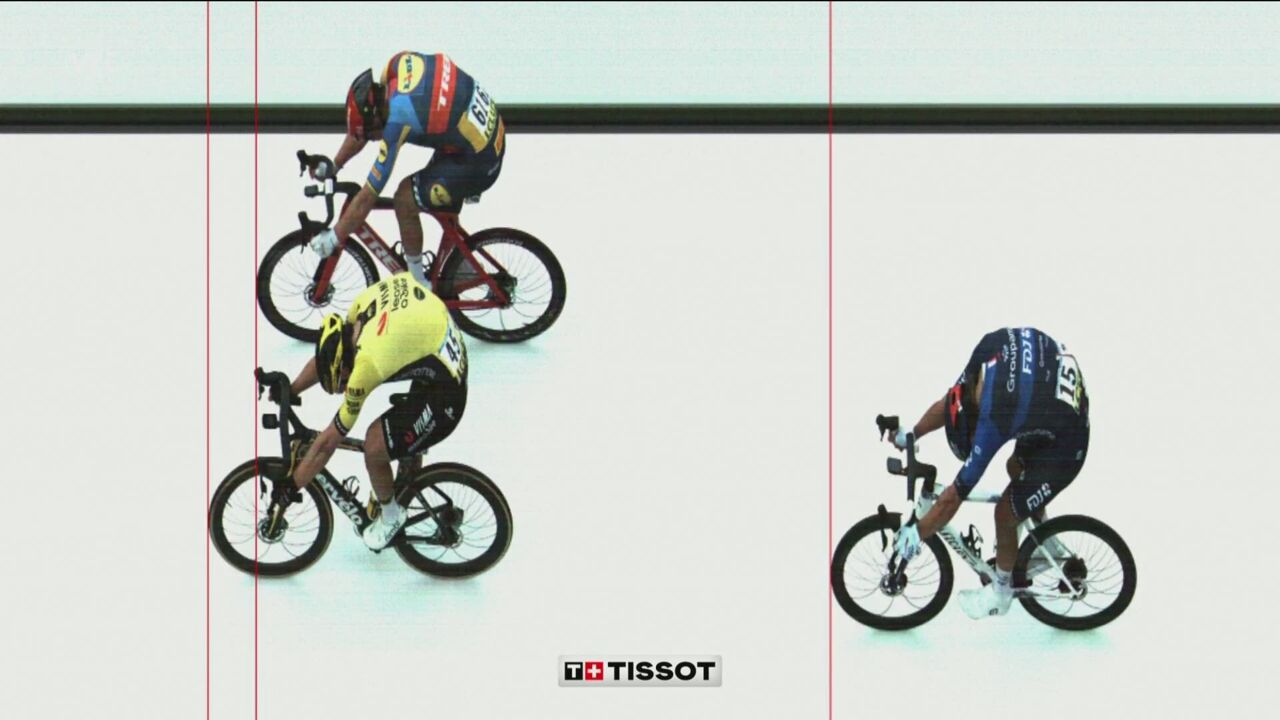 Kooij klopt Pedersen in sprint in openingsetappe van ParijsNice sporza